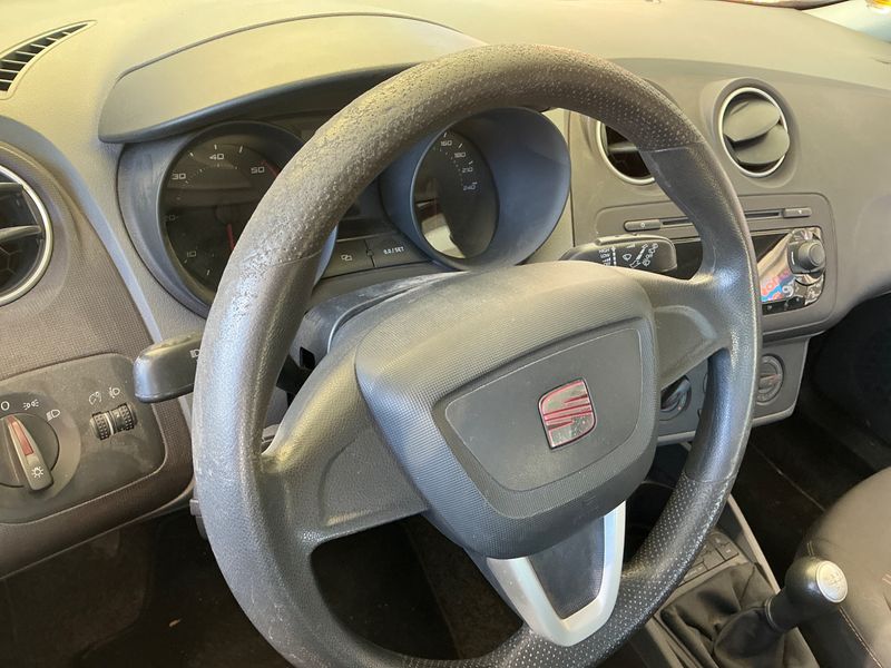 Seat Ibiza 1.2 TDI Reference 2010 – снимка 24