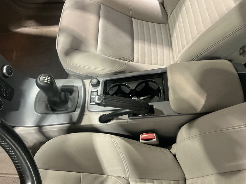 Volvo C70 2.4 D5 Momentum 2008 – снимка 28