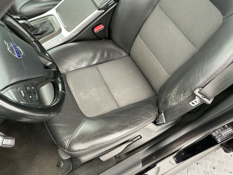 Volvo V70 2.4 D5 Kinetic AWD 2014 – снимка 22