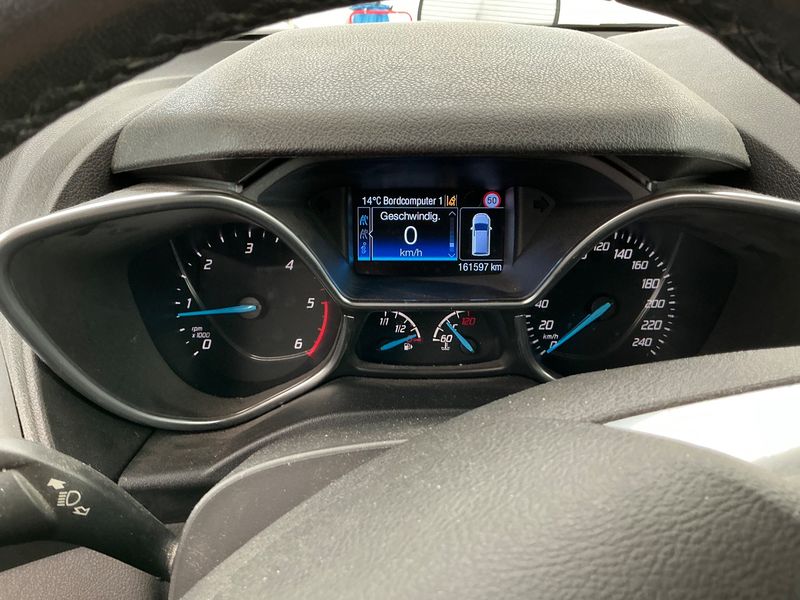 Volvo V70 2.4 D5 Kinetic AWD 2014 – снимка 18