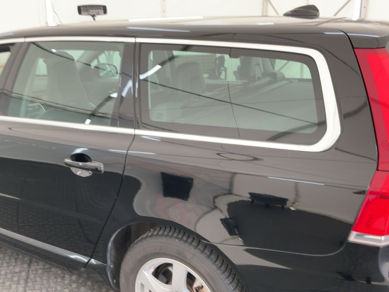 Volvo V70 2.4 D5 Kinetic AWD 2014 – снимка 6