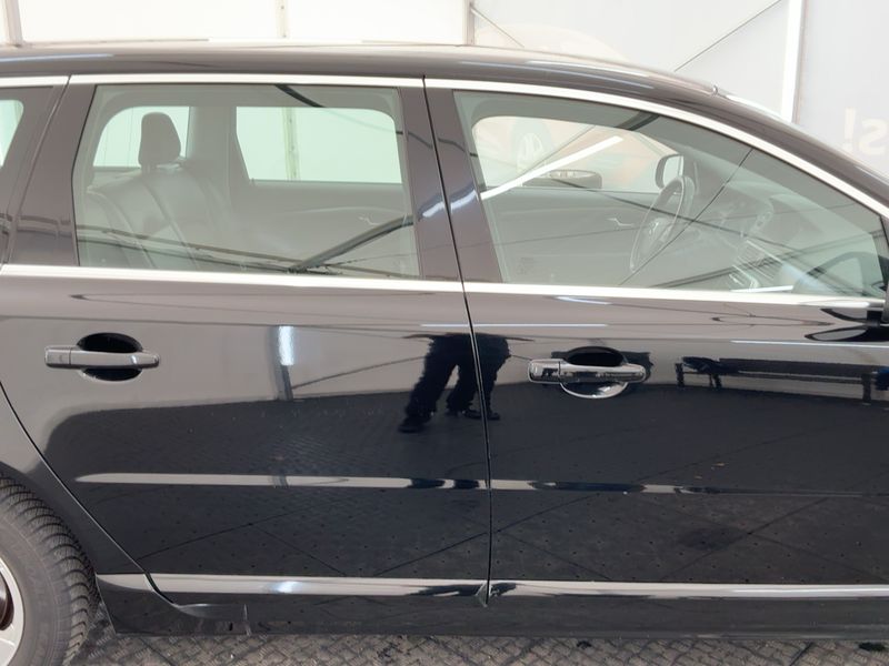 Volvo V70 2.4 D5 Kinetic AWD 2014 – снимка 10