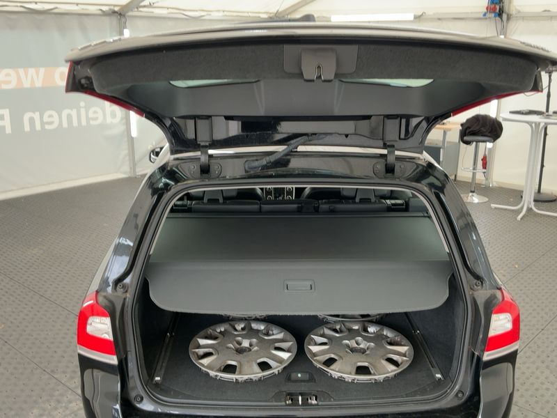 Volvo V70 2.4 D5 Kinetic AWD 2014 – снимка 15