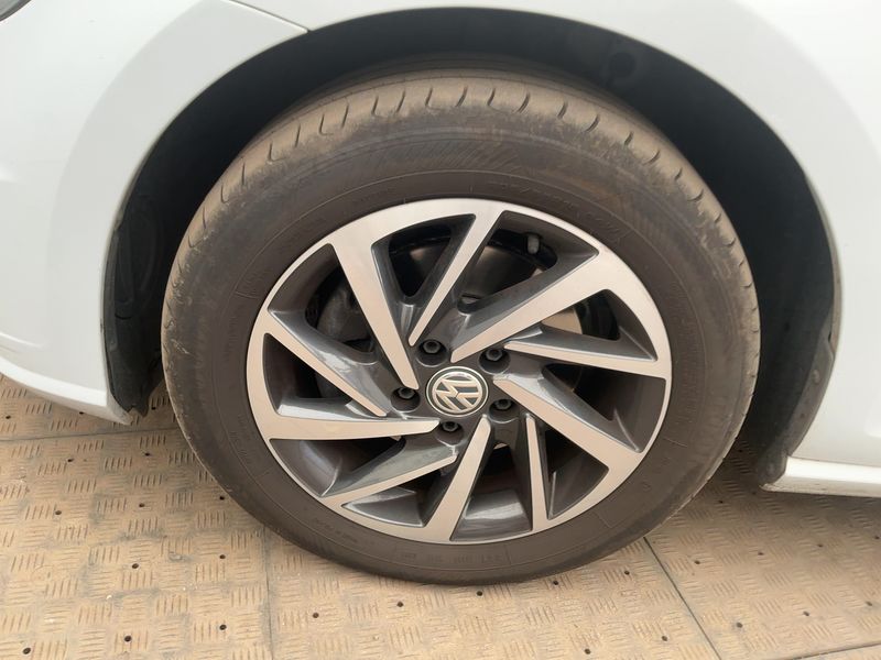 Volkswagen Golf VII 1.5 TSI ACT Sound 2017 – снимка 3