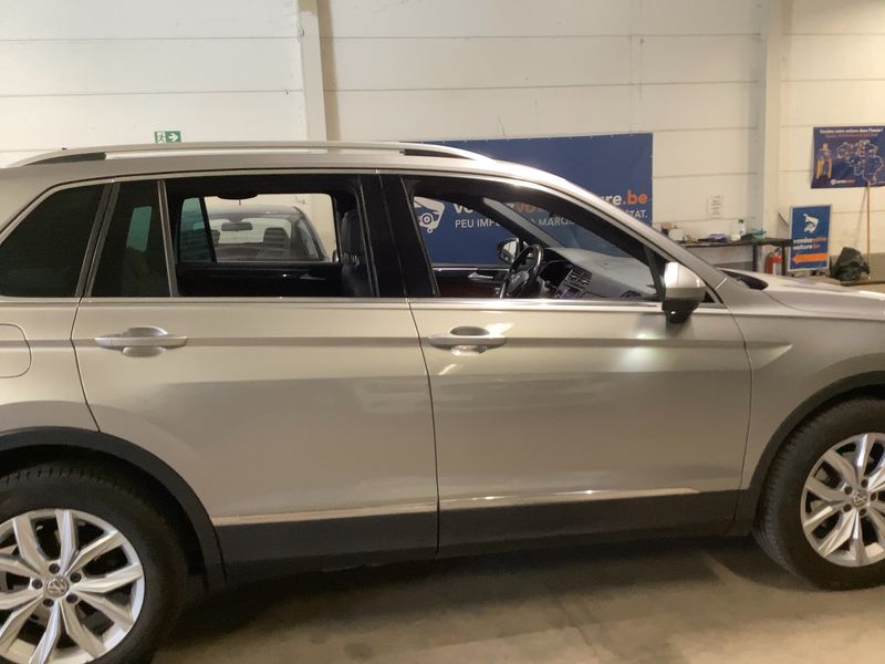 Volkswagen Tiguan 2.0 TDI Highline 4Motion BlueMotion Tech 2018 – снимка 10