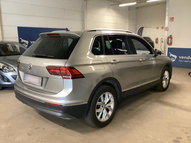 Volkswagen Tiguan 2.0 TDI Highline 4Motion BlueMotion Tech 2018 – снимка 8