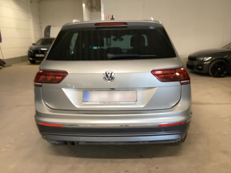 Volkswagen Tiguan 2.0 TDI Highline 4Motion BlueMotion Tech 2018 – снимка 7