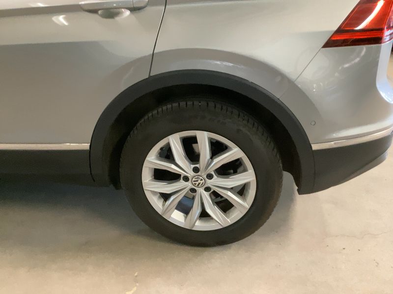 Volkswagen Tiguan 2.0 TDI Highline 4Motion BlueMotion Tech 2018 – снимка 5
