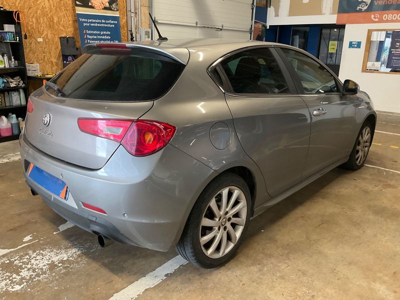 Alfa Romeo Giulietta 2.0 JTDM Exclusive 2012 – снимка 2