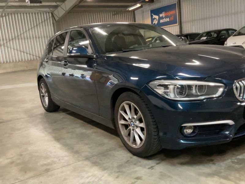 BMW 1er 116d EfficientDynamics Urban Line 2016 – снимка 12