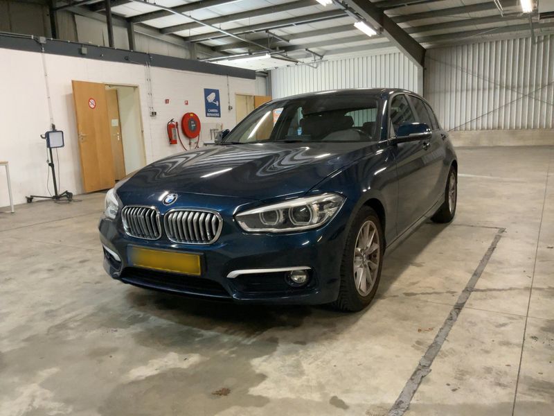 BMW 1er 116d EfficientDynamics Urban Line 2016 – снимка 1