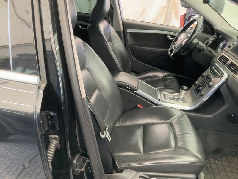 Volvo V70 2.0 D4 Momentum 2013 – снимка 16