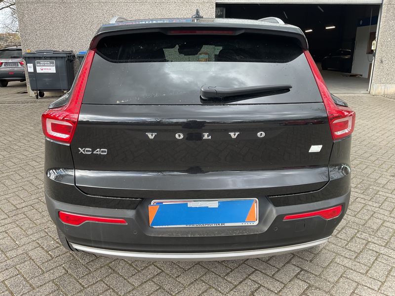 Volvo XC40 1.5 T5 Recharge Plug-in Hybrid Inscription Expression 2WD 2021 – снимка 7