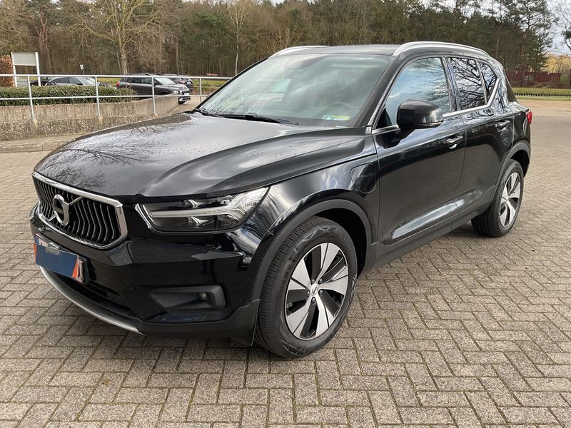 Volvo XC40 1.5 T5 Recharge Plug-in Hybrid Inscription Expression 2WD 2021 – снимка 1