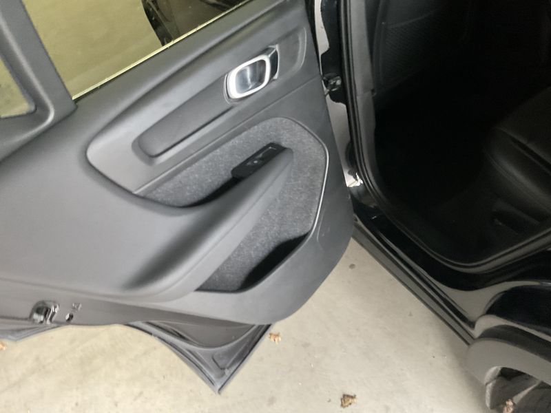 Volvo XC40 1.5 T5 Recharge Plug-in Hybrid Inscription Expression 2WD 2021 – снимка 24