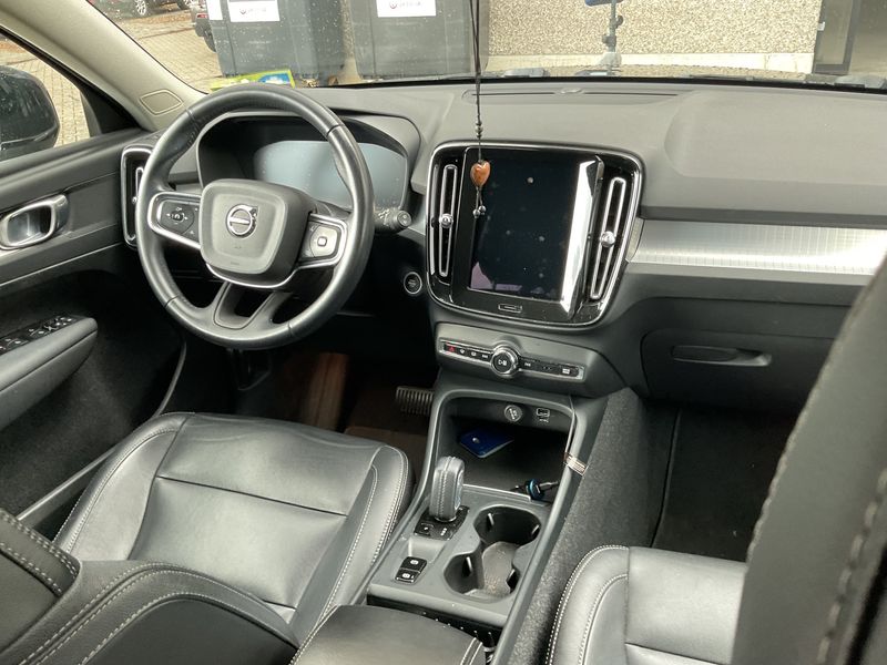 Volvo XC40 1.5 T5 Recharge Plug-in Hybrid Inscription Expression 2WD 2021 – снимка 17