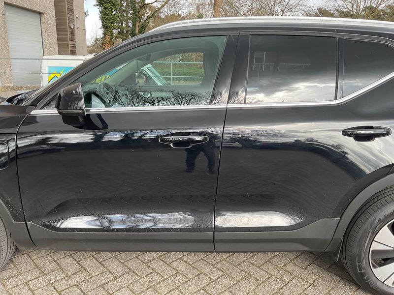 Volvo XC40 1.5 T5 Recharge Plug-in Hybrid Inscription Expression 2WD 2021 – снимка 4