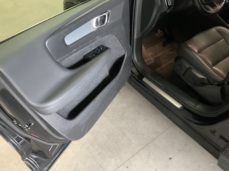 Volvo XC40 1.5 T5 Recharge Plug-in Hybrid Inscription Expression 2WD 2021 – снимка 23