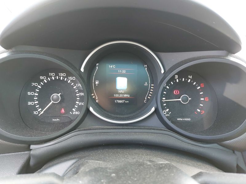 Fiat 500L 1.6 JTDM Lounge 2018 – снимка 12