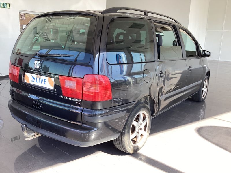 Seat Alhambra 1.9 TDI Stylance 2005 – снимка 2