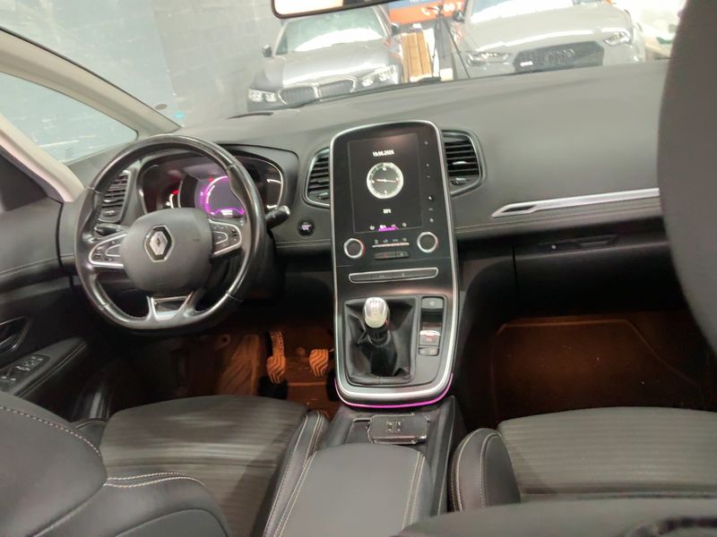 Renault Scenic 1.2 TCe Energy Intens 2017 – снимка 17