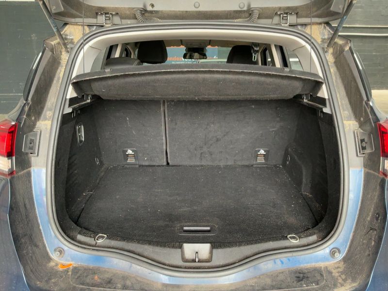 Renault Scenic 1.2 TCe Energy Intens 2017 – снимка 15