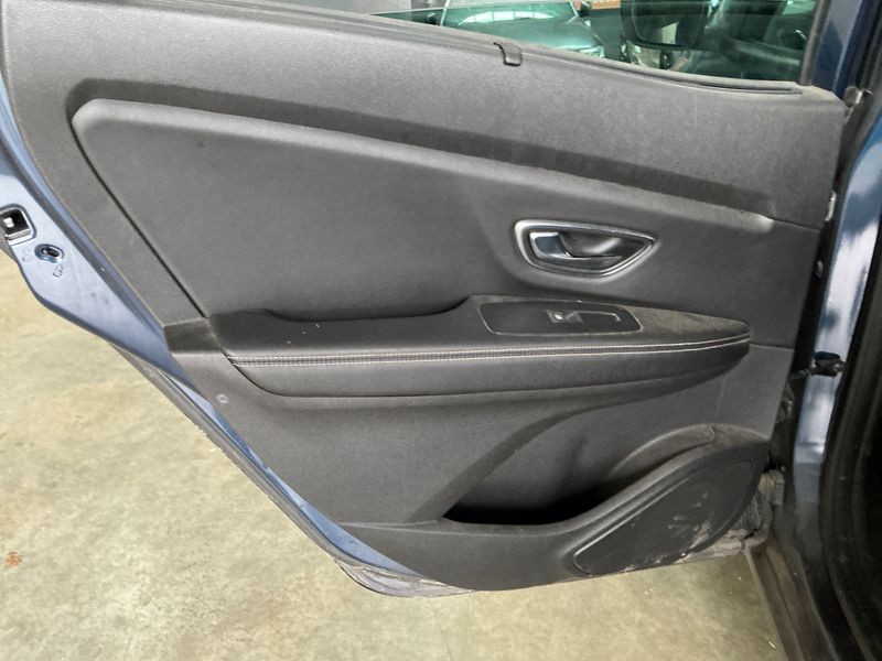 Renault Scenic 1.2 TCe Energy Intens 2017 – снимка 23