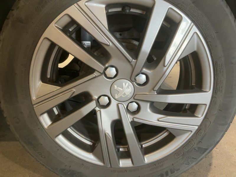Peugeot 208 1.2 PureTech Active Pack 2021 – снимка 5