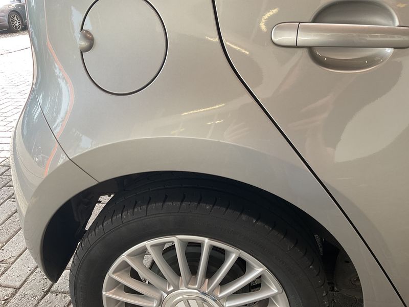 Volkswagen up! 1.0 High up! BlueMotion Tech 2013 – снимка 22