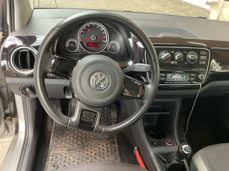 Volkswagen up! 1.0 High up! BlueMotion Tech 2013 – снимка 17