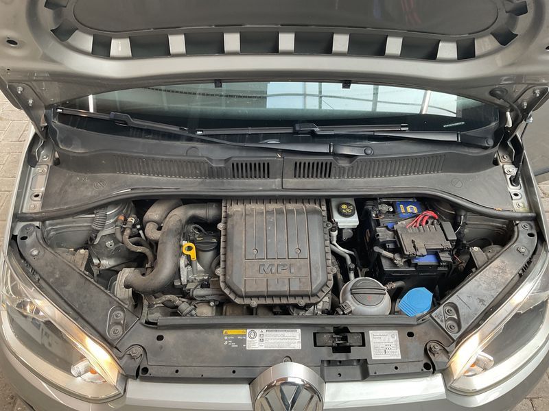 Volkswagen up! 1.0 High up! BlueMotion Tech 2013 – снимка 32