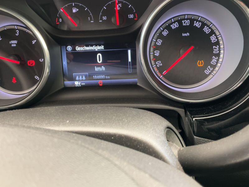 Opel Astra 1.6 CDTI Biturbo Innovation Start&Stop 2019 – снимка 19