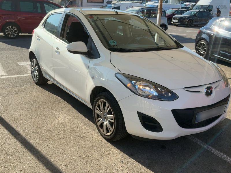 Mazda 2 1.3 Active 2012 – снимка 12