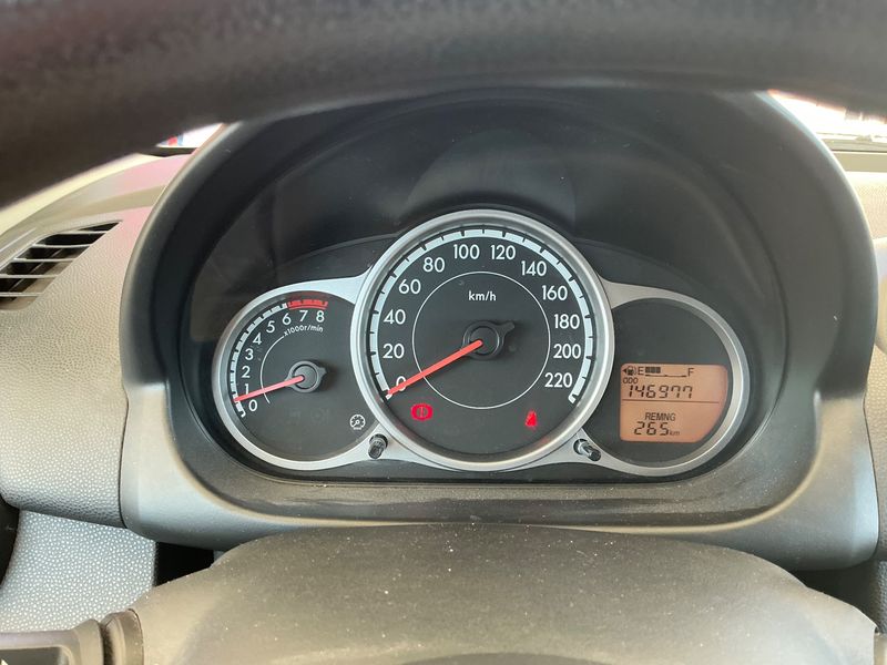 Mazda 2 1.3 Active 2012 – снимка 18