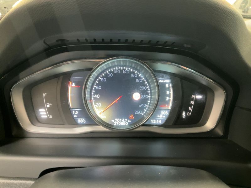Volvo XC70 2.0 D4 Summum 2WD 2015 – снимка 18