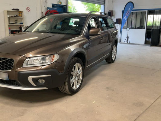 Volvo XC70 2.0 D4 Summum 2WD 2015 – снимка 2