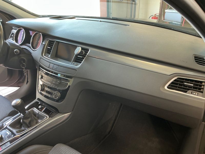 Peugeot 508 2.0 HDi Style 2013 – снимка 26