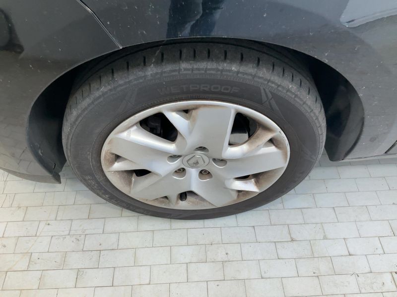 Renault Megane 1.5 dCi Wave 2013 – снимка 3