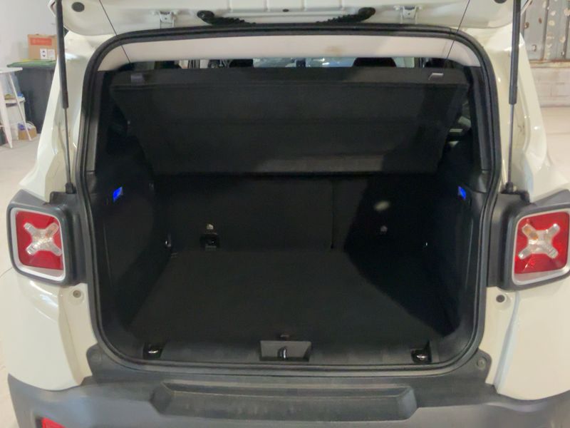 Jeep Renegade 1.6 M-Jet Limited FWD 2015 – снимка 15