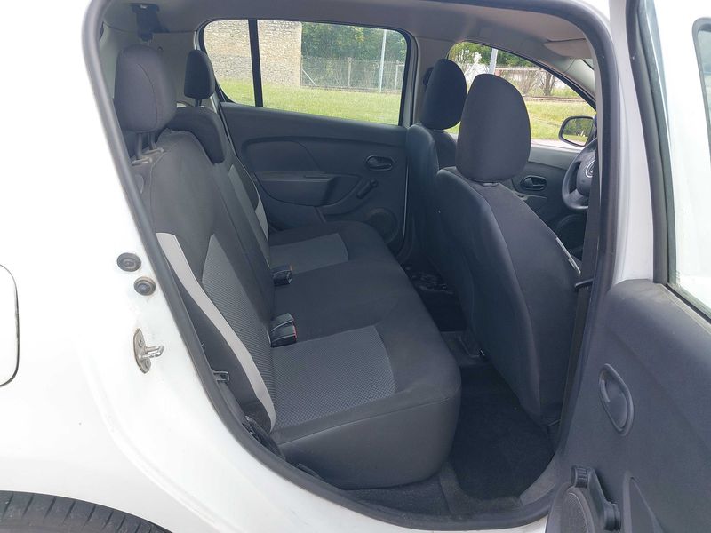Dacia Sandero 1.5 dCi Ambiance 2016 – снимка 13