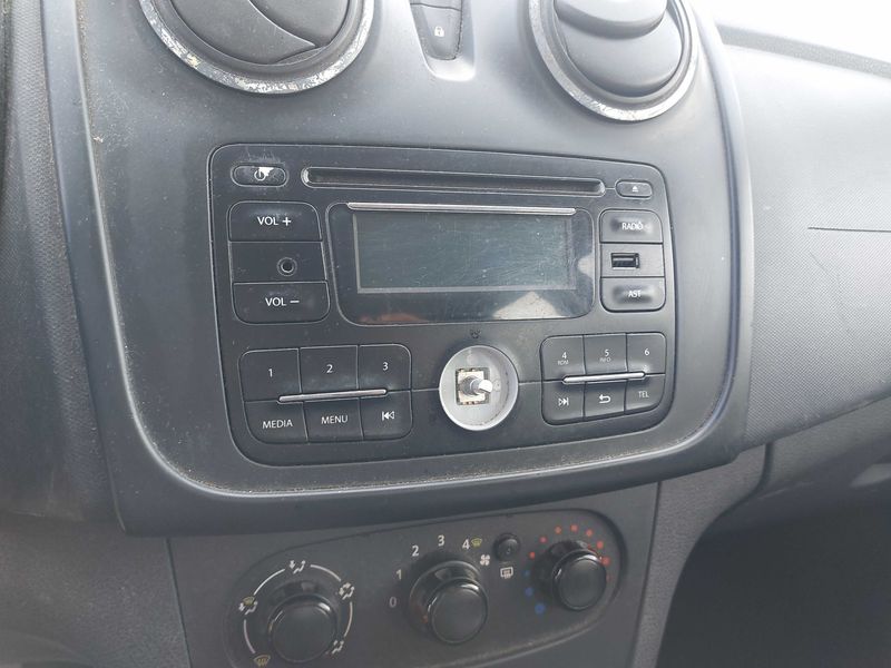Dacia Sandero 1.5 dCi Ambiance 2016 – снимка 32
