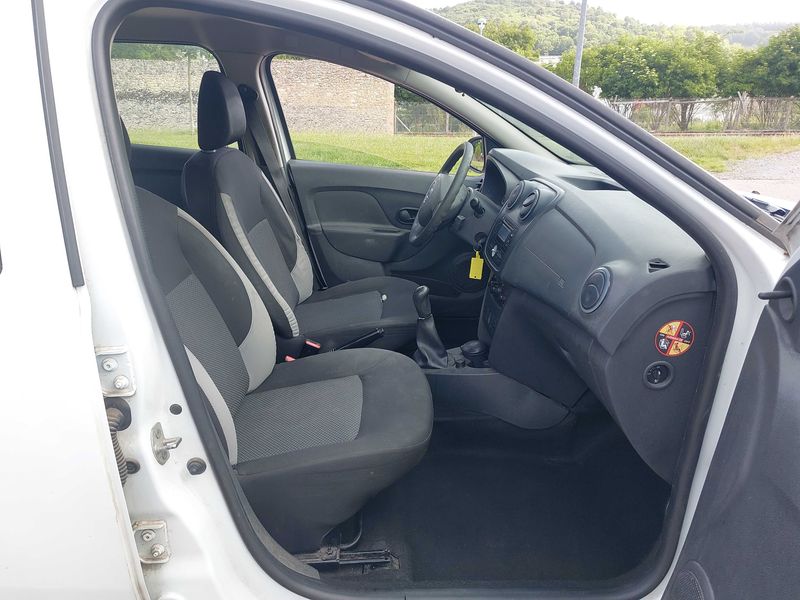 Dacia Sandero 1.5 dCi Ambiance 2016 – снимка 10
