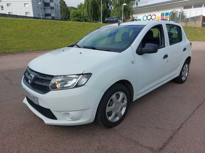 Dacia Sandero 1.5 dCi Ambiance 2016 – снимка 2
