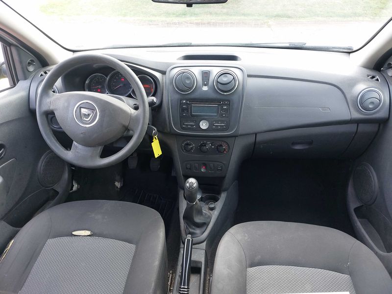 Dacia Sandero 1.5 dCi Ambiance 2016 – снимка 11