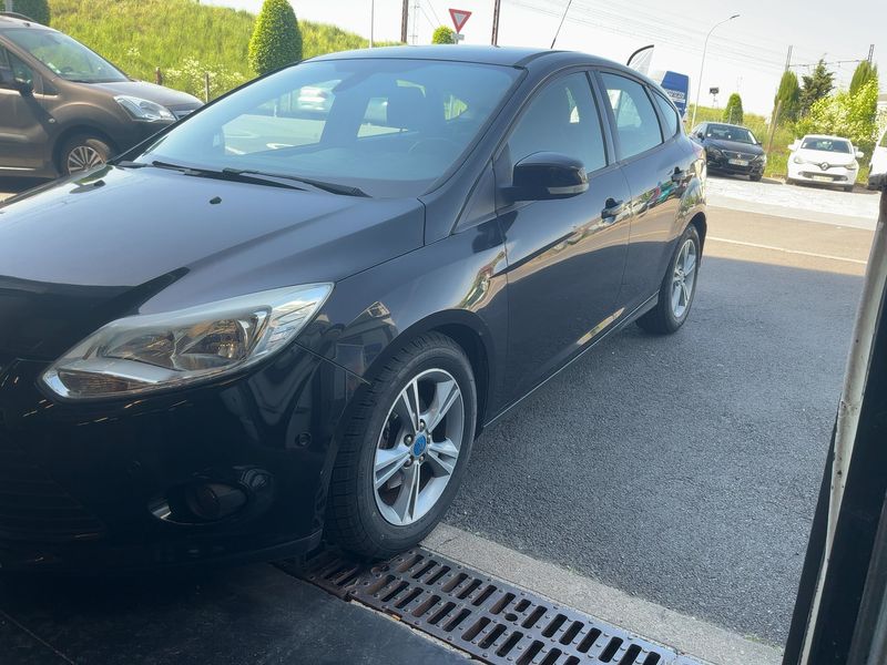 Ford Focus 1.6 TDCi Edition 2013 – снимка 2