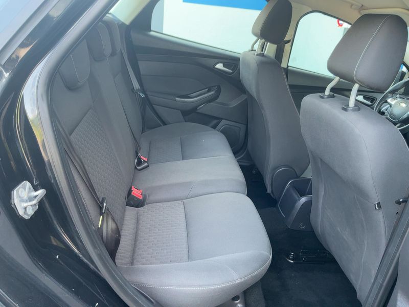 Ford Focus 1.6 TDCi Edition 2013 – снимка 19