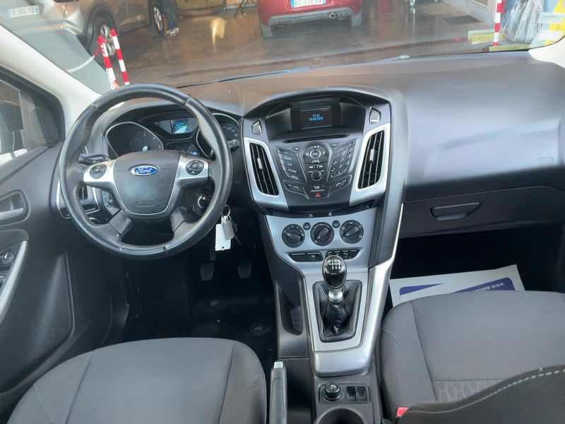 Ford Focus 1.6 TDCi Edition 2013 – снимка 17