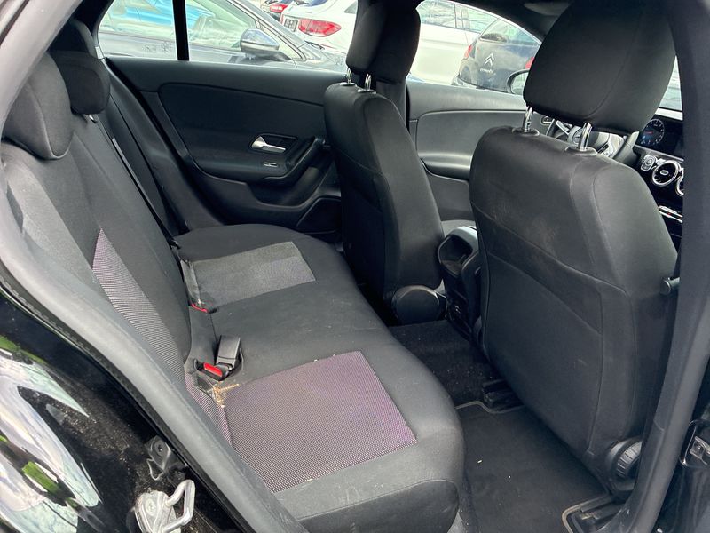 Mercedes-Benz CLA-Klasse CLA 180 2020 – снимка 14