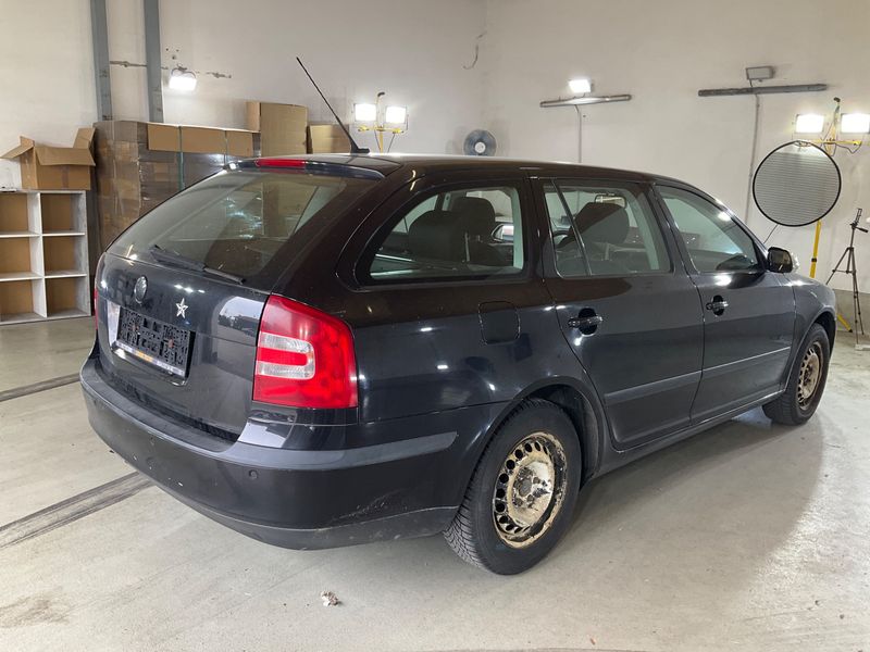 Skoda Octavia 2.0 TDI Elegance 2008 – снимка 2