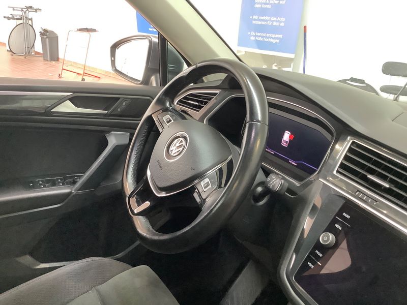 Volkswagen Tiguan Allspace 2.0 TDI Highline 4Motion 2019 – снимка 25